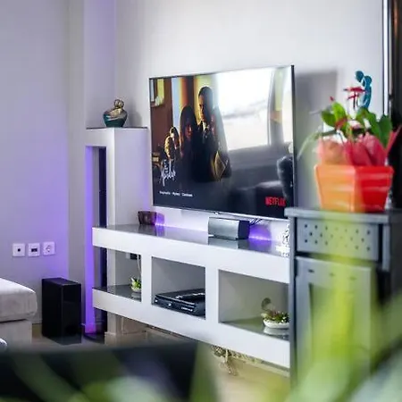Megaluxe Appartamento Candia